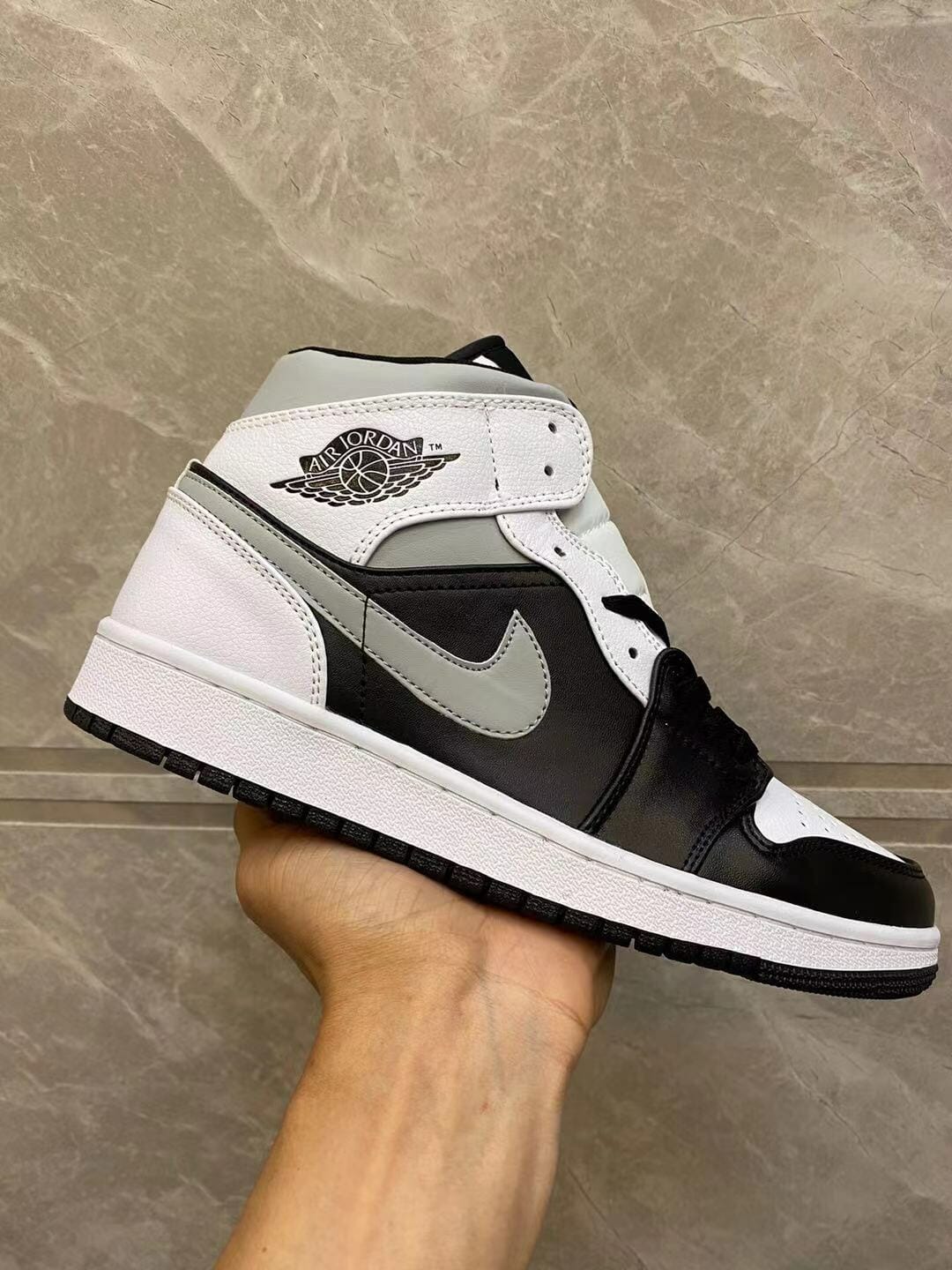 Air Jordan 1 White Shadow Black Smoke Grey