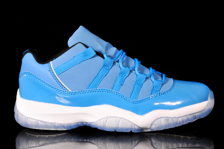 Air Jordan 11 Retro Pantone