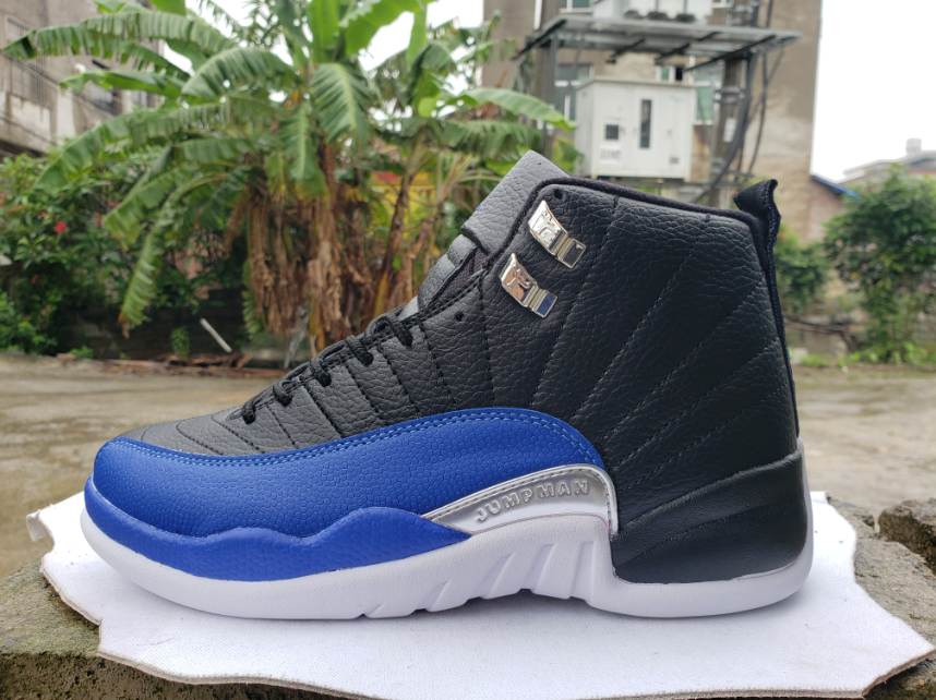 Air Jordan 12 ‘Hyper Royal’