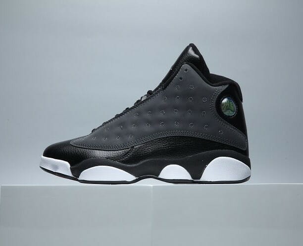 Air Jordan 13 Spades