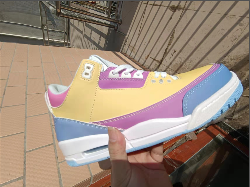 Air Jordan 3 Color Change