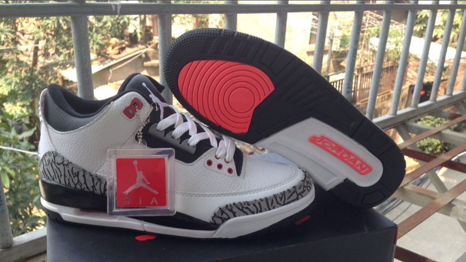 Air Jordan 3 Retro Infrared 23