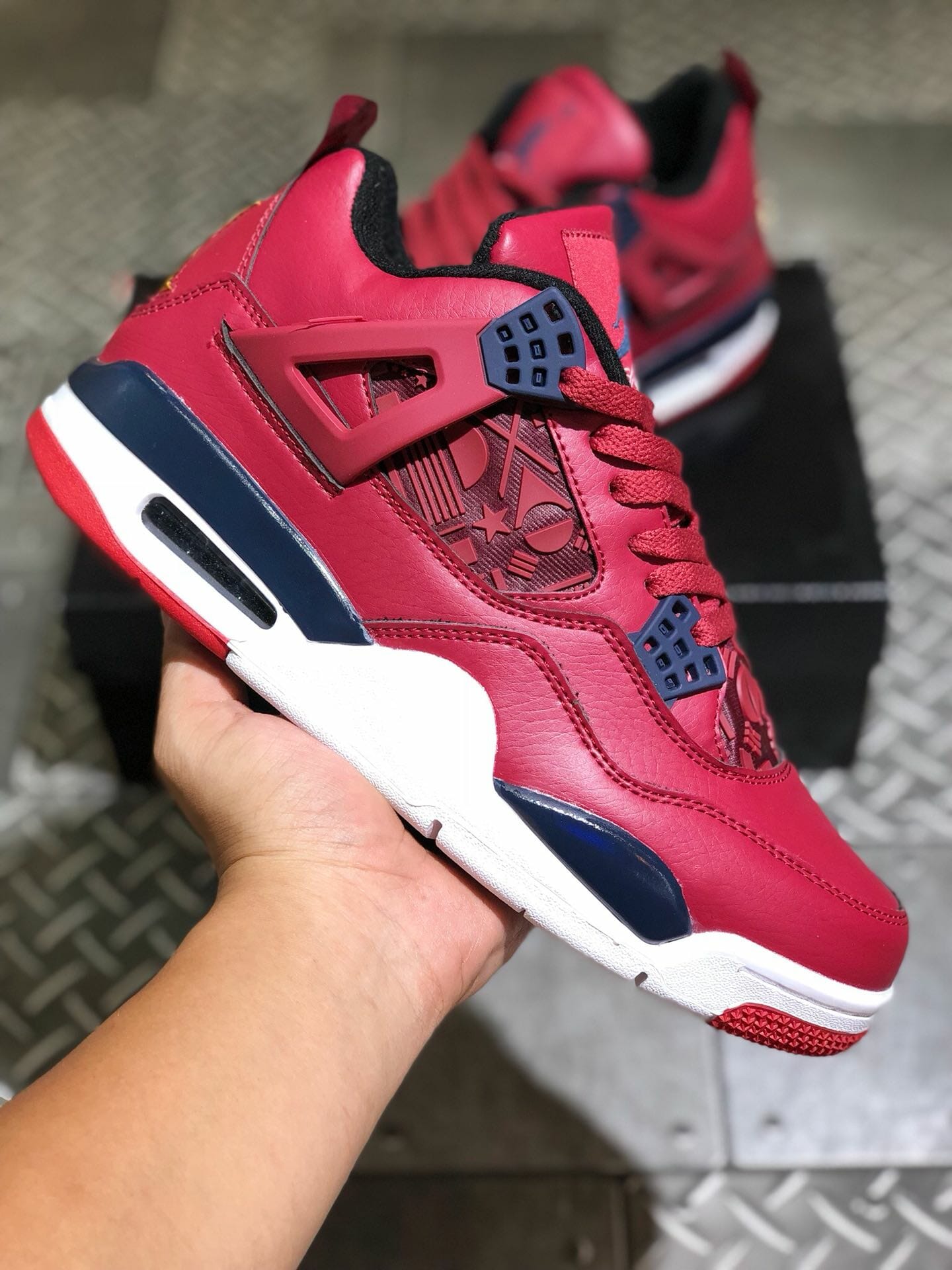 Air Jordan 4 China Red