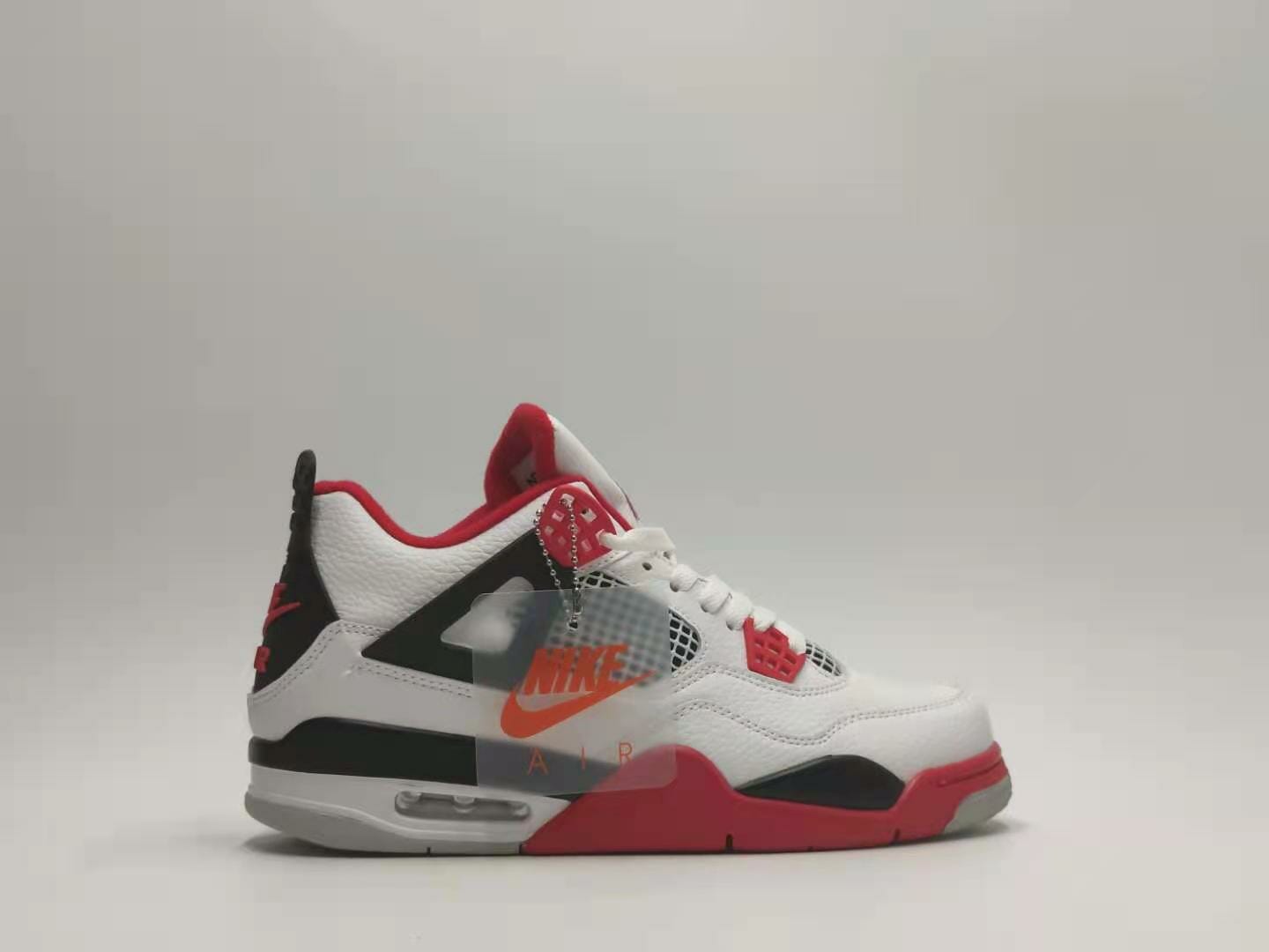 Air Jordan 4 Flame Red