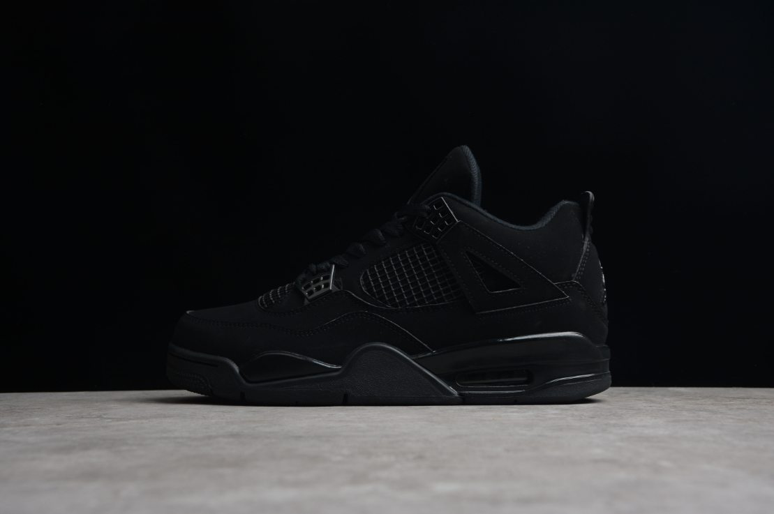 Air Jordan 4 Retro “Black Cat”