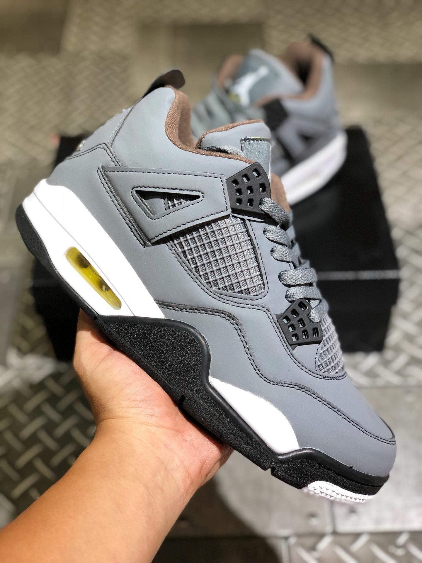Air Jordan 4 Silver Gray