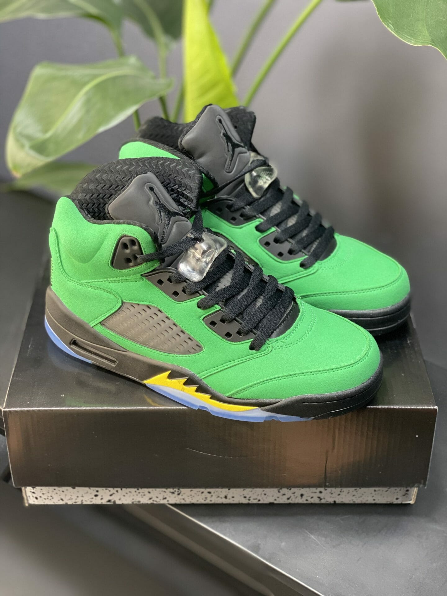 Air Jordan 5 Oregon Ducks Air Jordan 5 Oregon Ducks