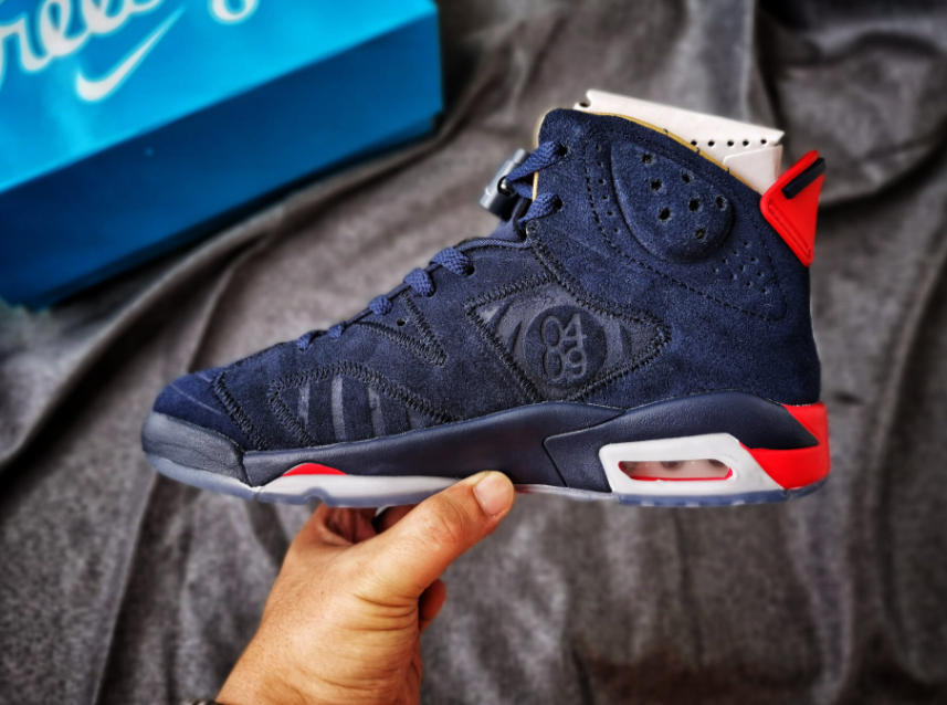 Air Jordan 6 Retro 'Doernbecher' 2019