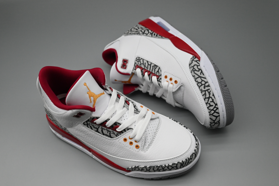 Air Jordan 3 Retro Cardinal Red