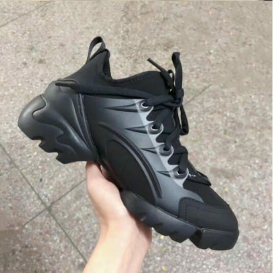 Breathable Vulcanized Black Shoes