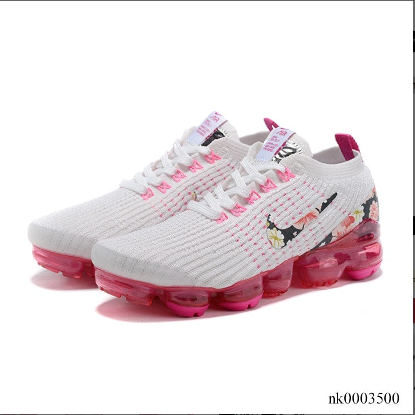Air VaporMax Flyknit Shoes Sneakers (W) 3