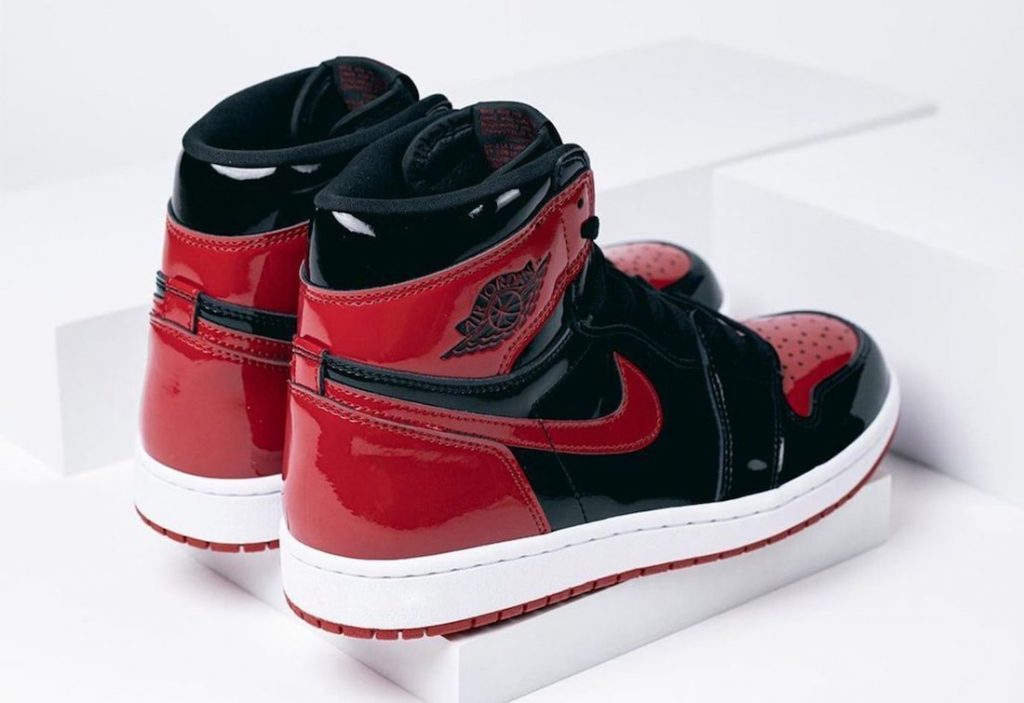 08e19f10-Air-Jordan-1-High-OG-Bred-Patent-555088-063-Release-Date-4-1024x703-2.jpg