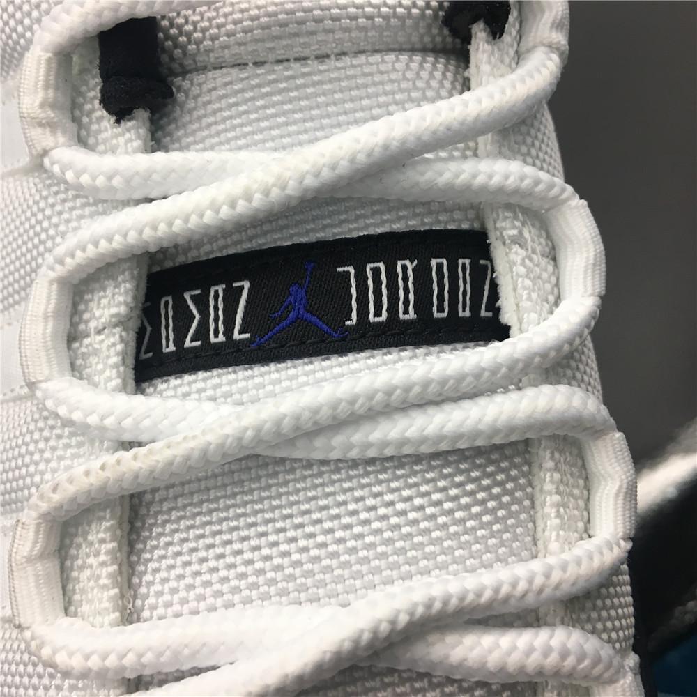 0bbeb6c6-Jordan11RetroLowConcord_2_fd8fe146-fe15-4d87-aa79-b3e141cf302a.jpg