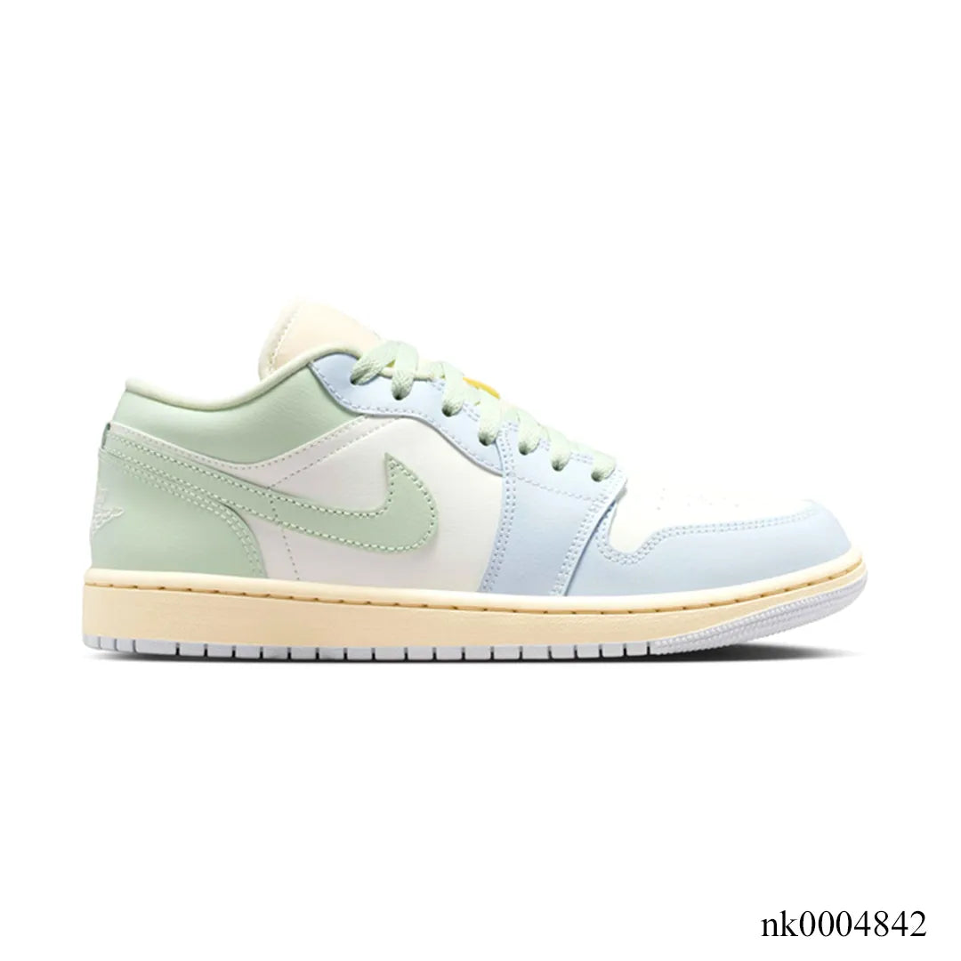 Air Jordan 1 Low Sail/Aura Shoes Sneakers