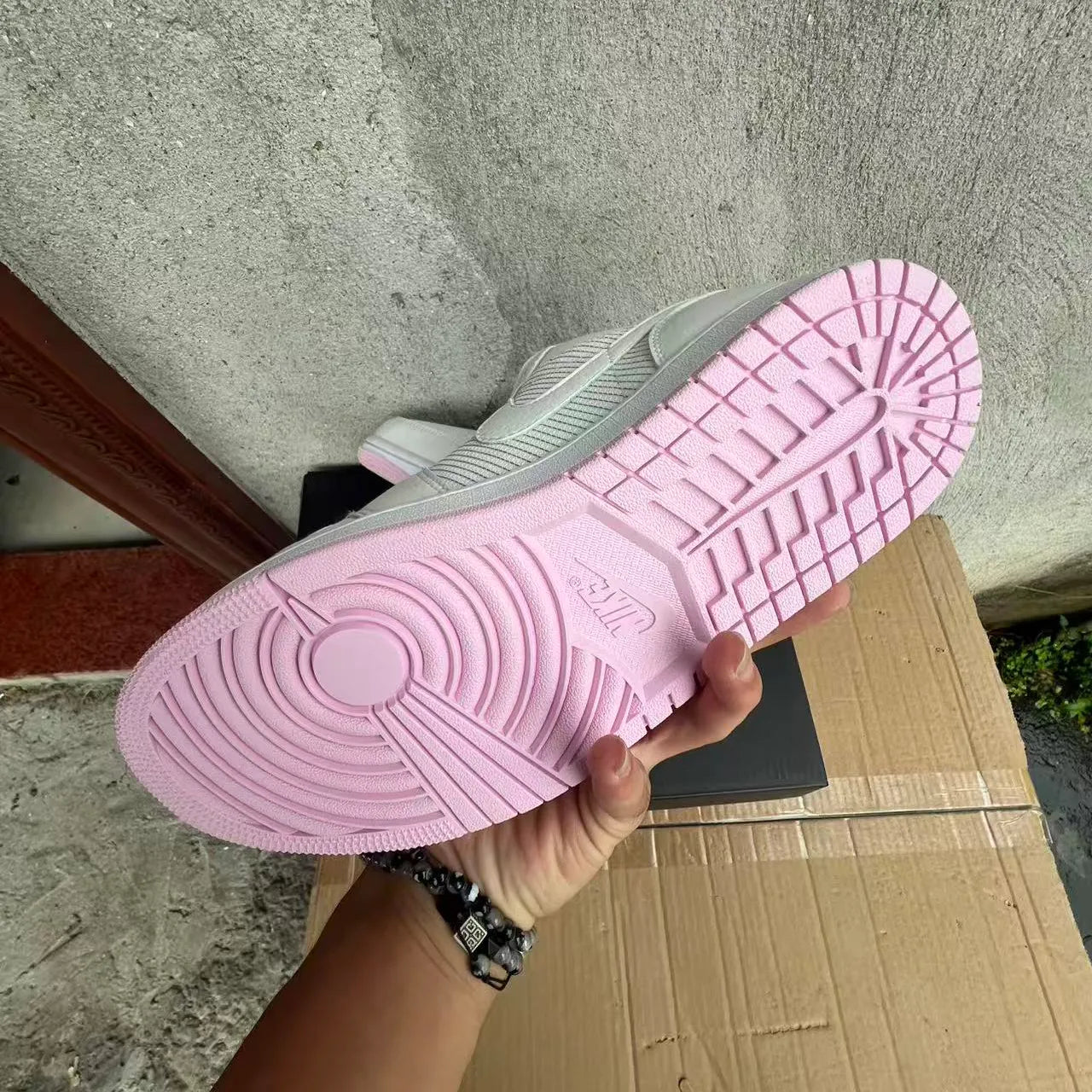 17924041063120725466.jpg