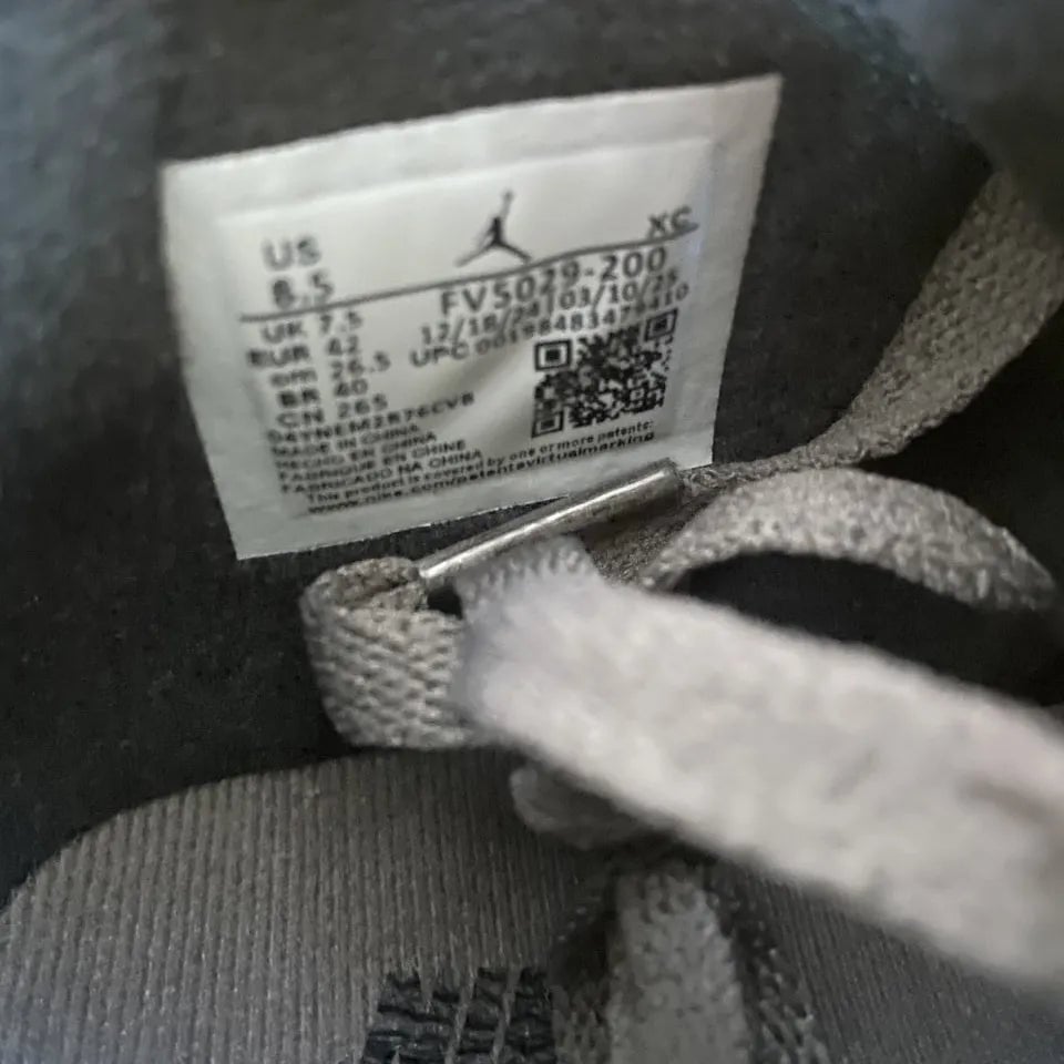 1792419692885204606.jpg