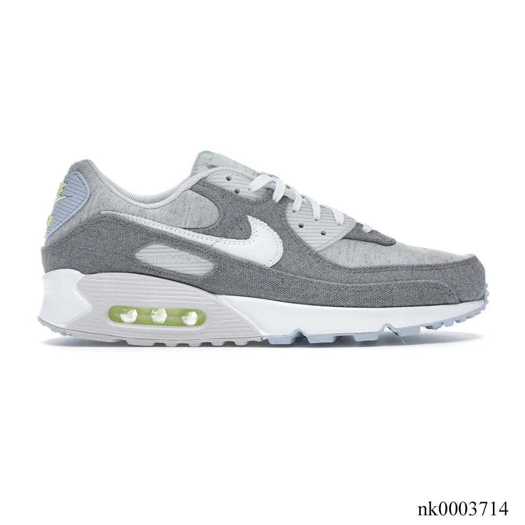 AM 90 Recycled Canvas Shoes Sneakers