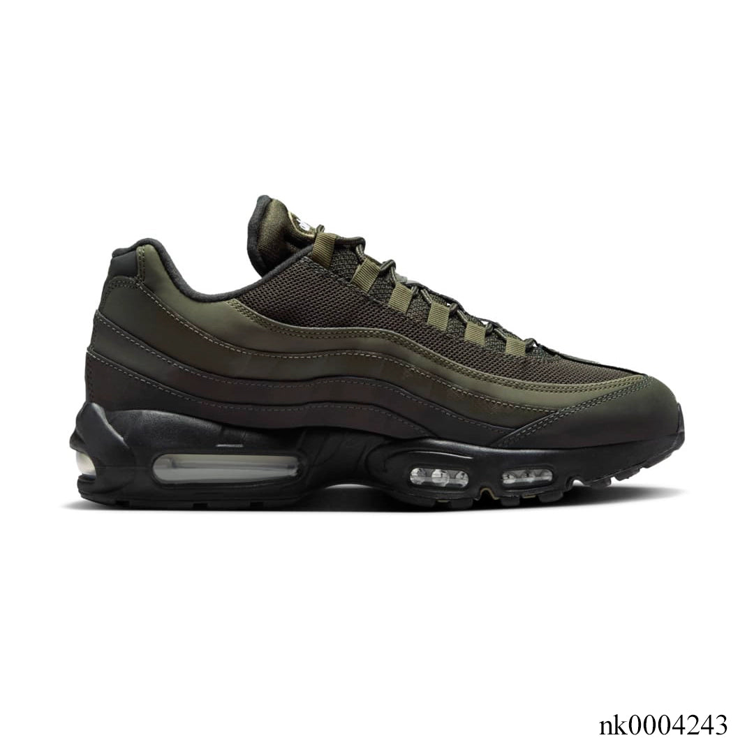 AM 95 Sequoia Shoes Sneakers