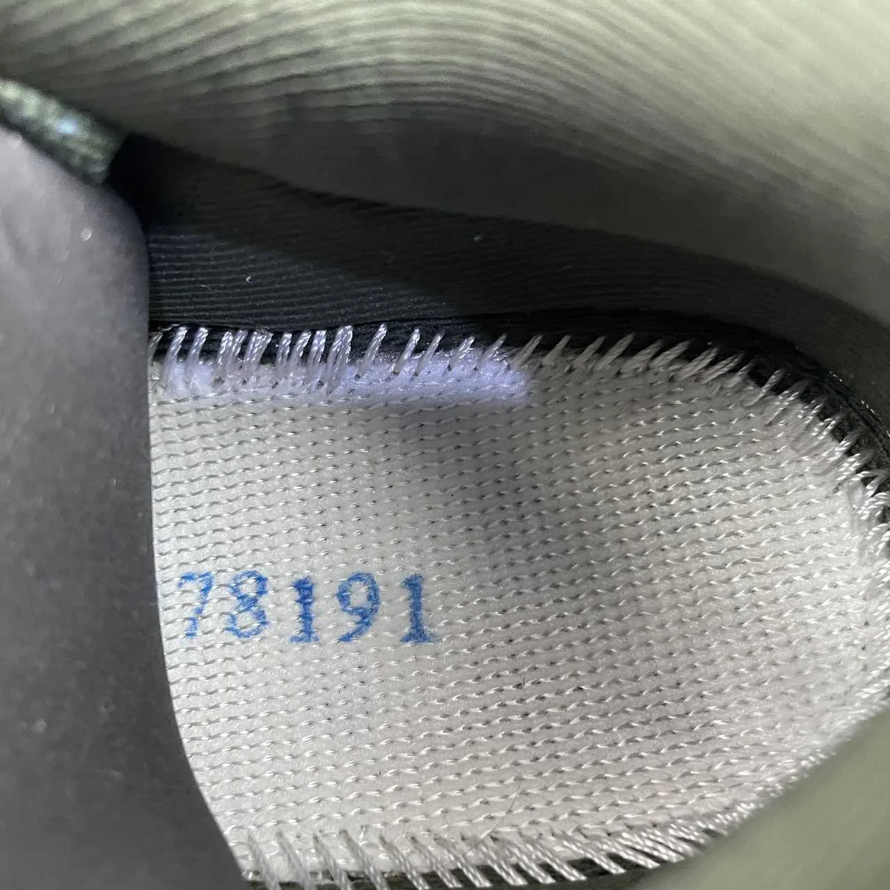 1792435340804846703.jpg