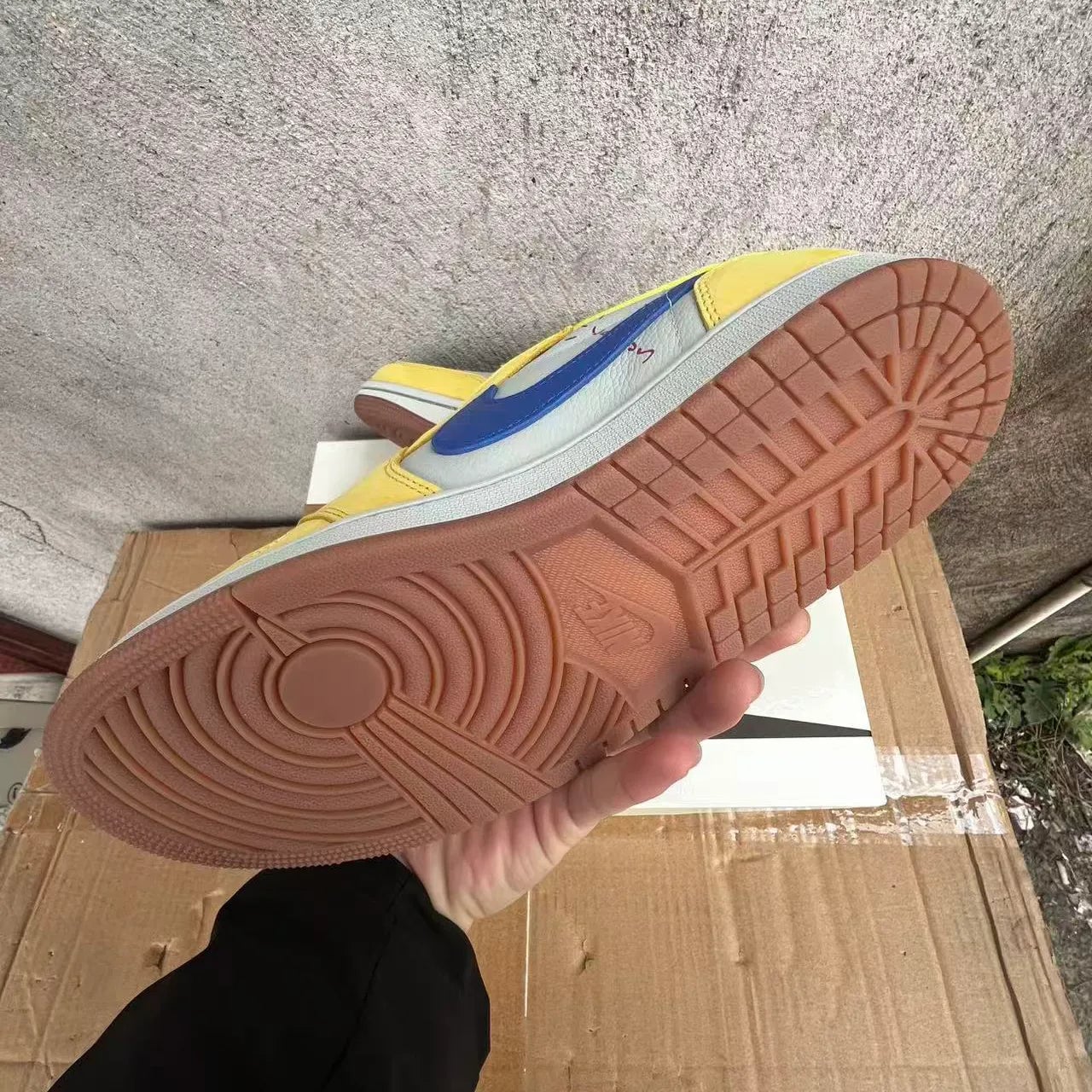1792471982510740815.jpg