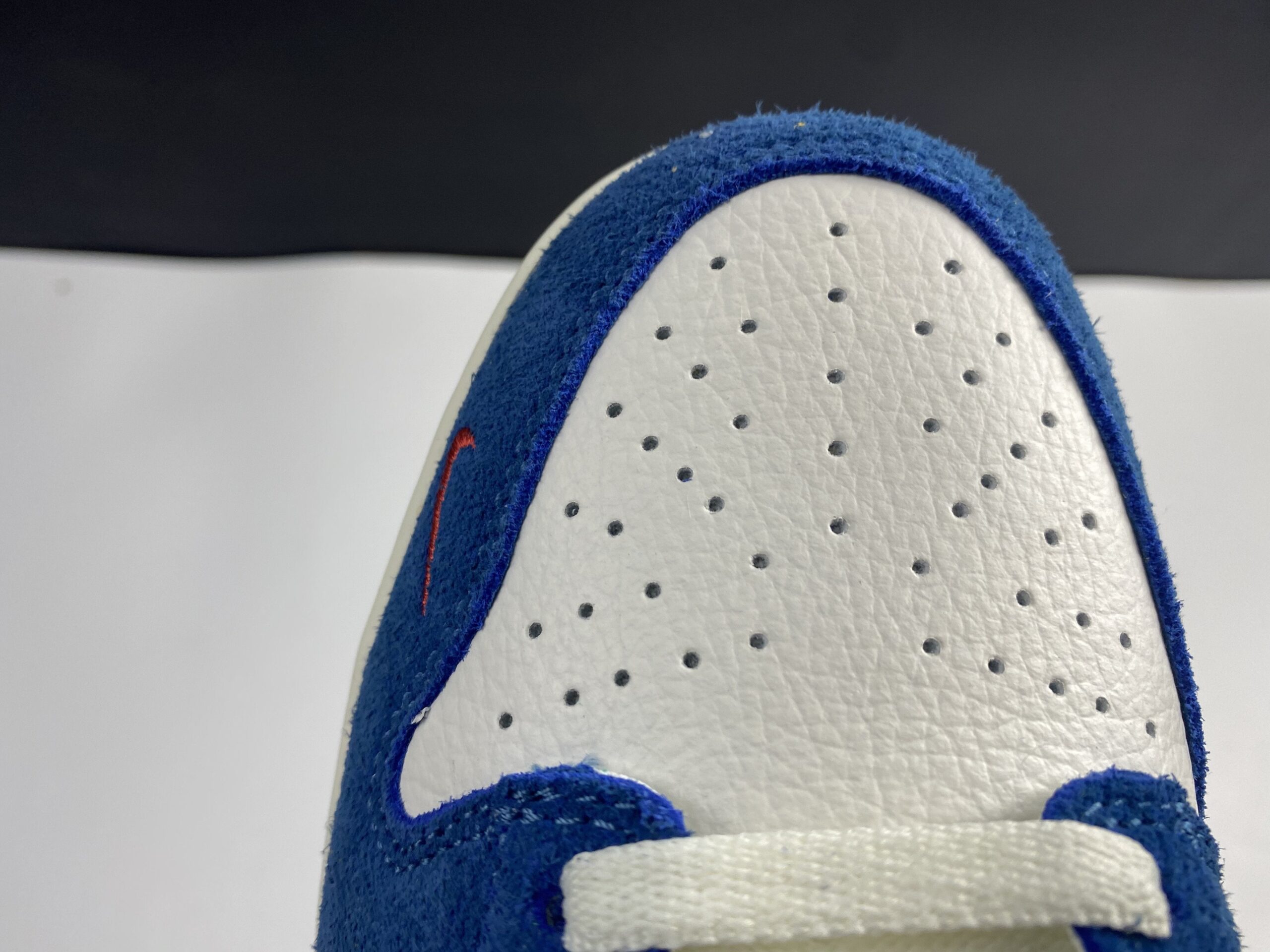 1cda25b8-DunkLowKasinaIndustrialBlueShoesSneakers_7_ff0970b8-d450-4f2e-a0f6-353369304ce9.jpg