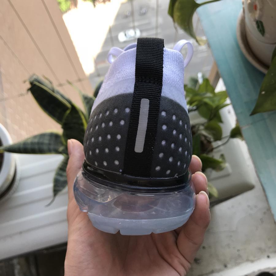 333a662b-NikeAirVaporMax2WhiteBlack_2_53affbe0-7ddb-45ba-b141-06471d8daa1b.jpg