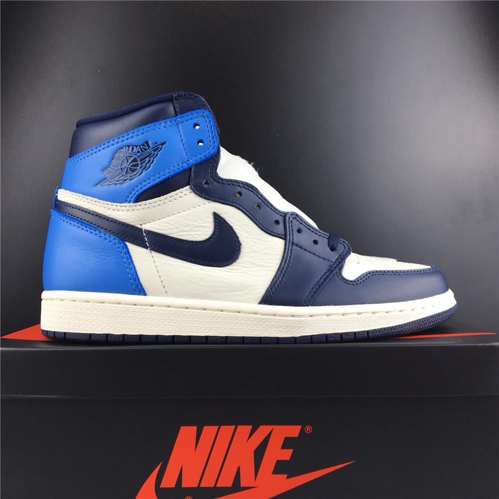 3f1c8852-Jordan1RetroHighObsidianUNC_1_f9af452a-69ff-4c7a-809f-b3e22c392c08.jpg