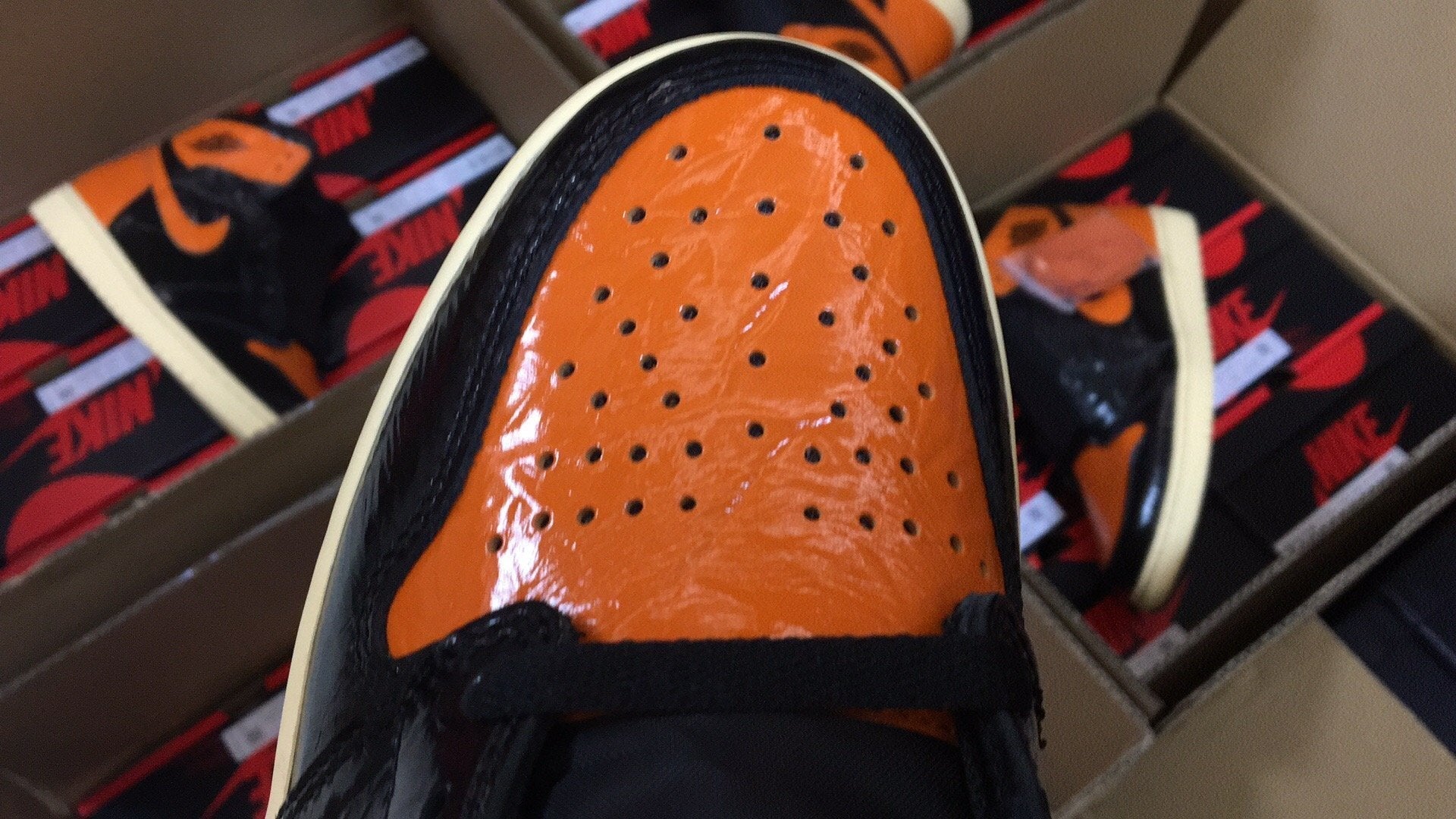 48bb532d-Jordan1RetroHighShatteredBackboard3_2_164e548c-967c-4bf9-82c1-02d0548d9a8f.jpg