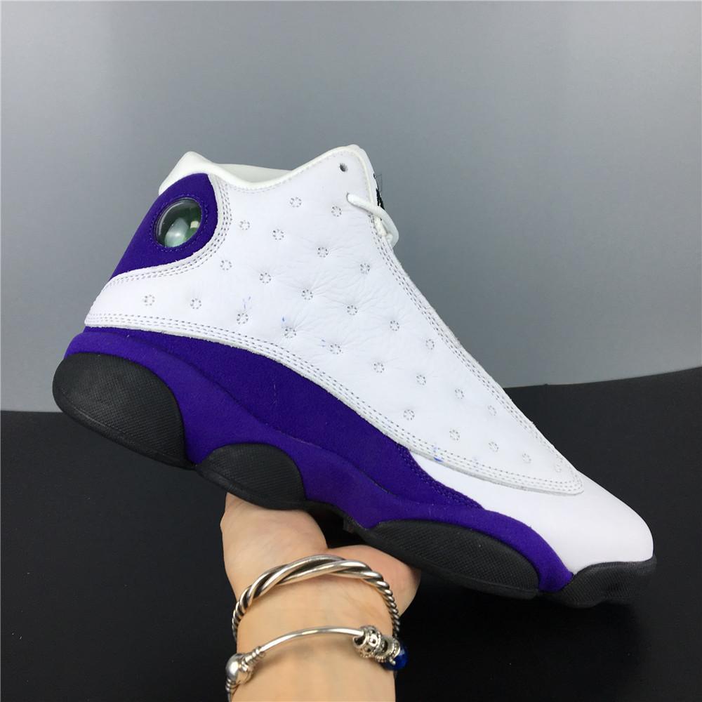 4a46b49c-Jordan13RetroLakers_10_e87165b3-0c5a-4c84-bd65-468ebdfc4a49.jpg