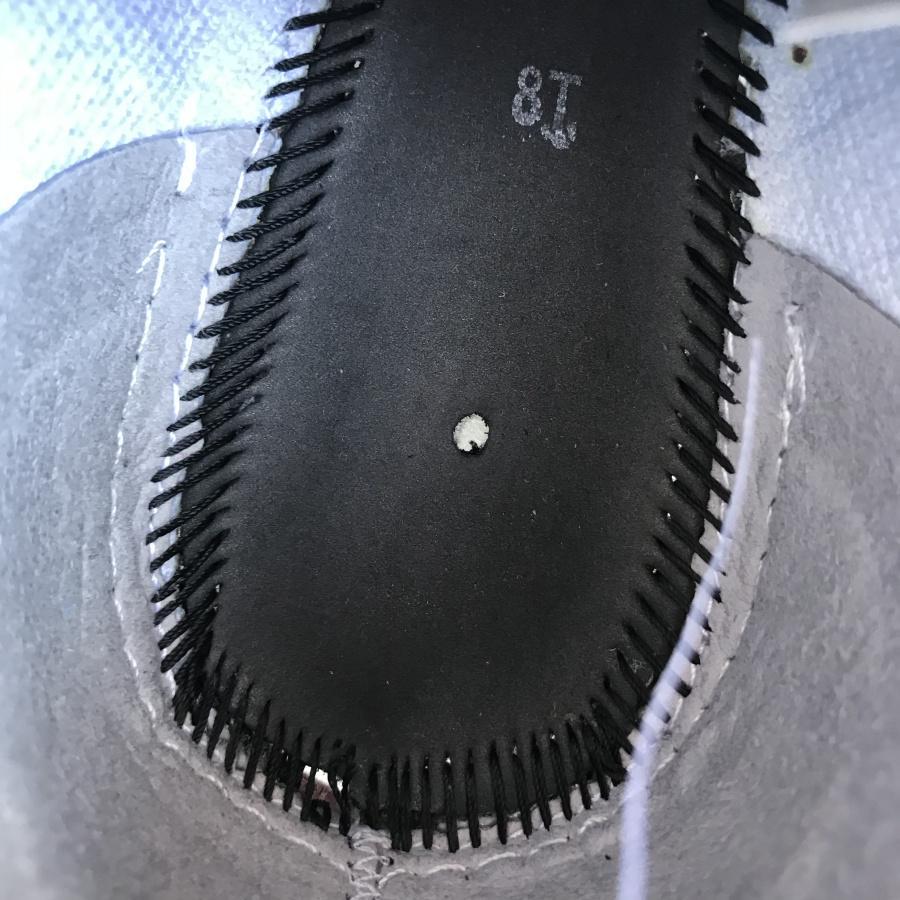 6211220f-NikeAirVaporMax2WhiteBlack_4_c6d29a24-1a95-4047-9aa7-bbc949030b02.jpg