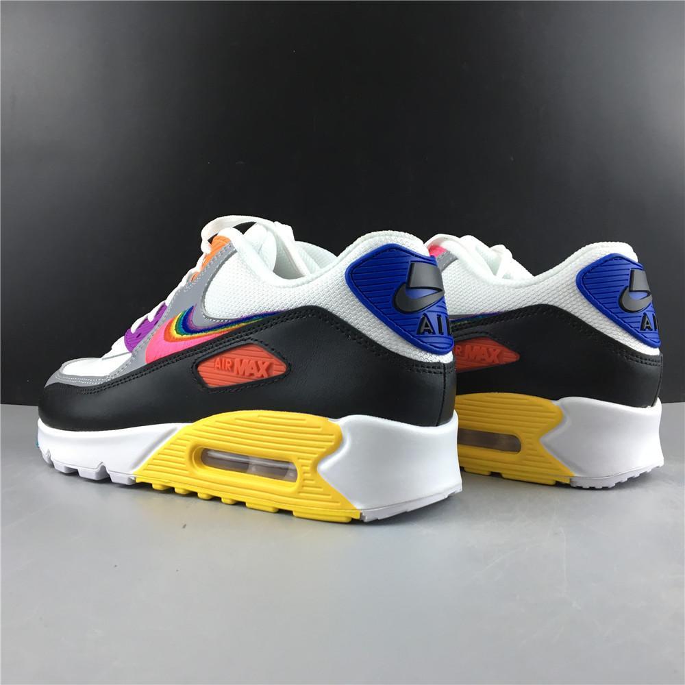 634e47b7-NikeAirMax90BeTrue_2028_e4f24e3a-95e4-4a12-8fff-f119d66139cc.jpg