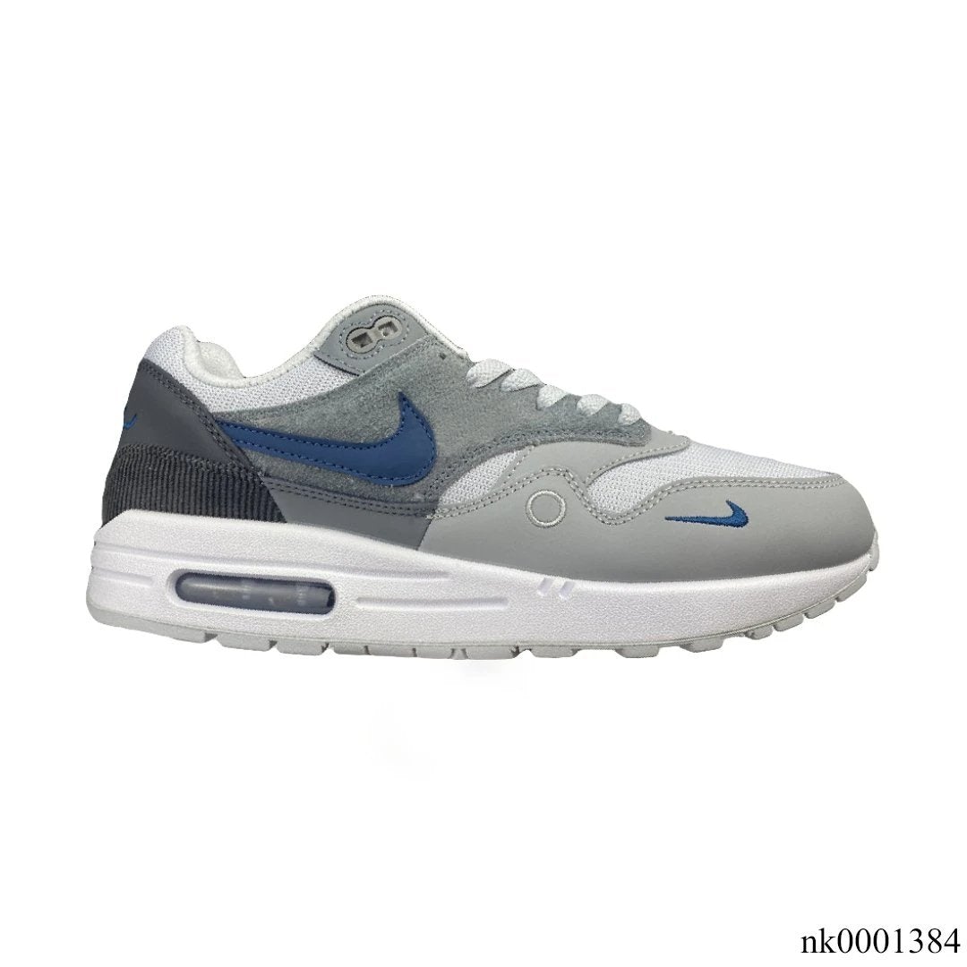 7b12bd83-AM1LondonShoesSneakers_2_a4217fc7-8a09-4e32-ab4f-bd072945c6cd.jpg