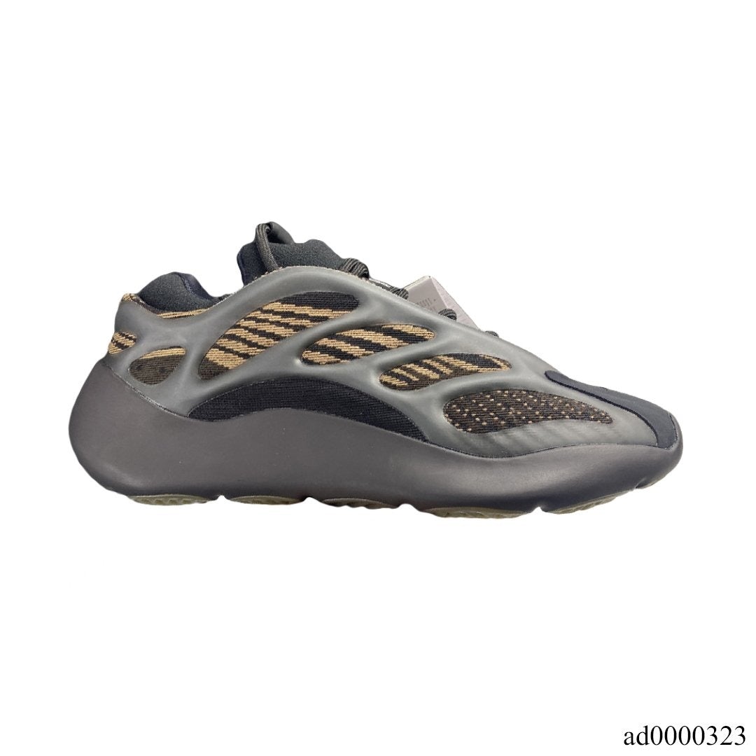 YzY 700 V3 Clay Brown Shoes Sneakers