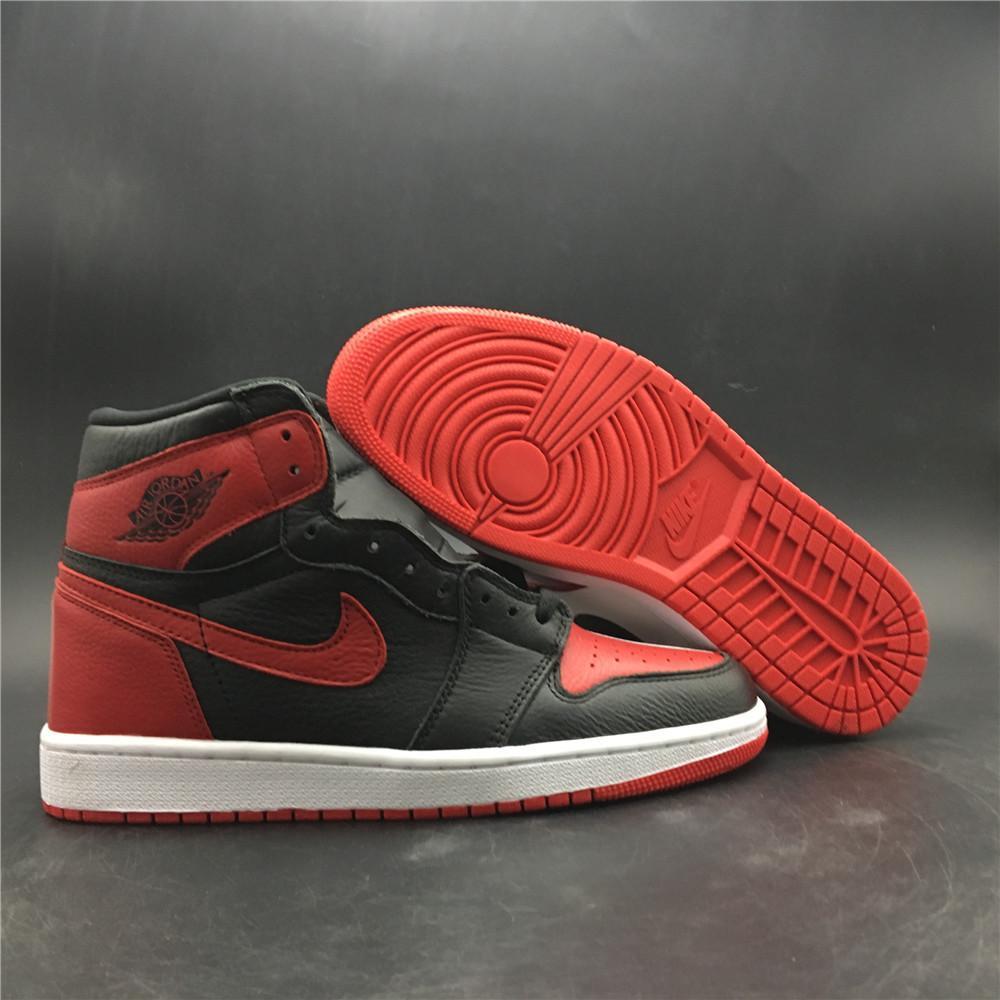 7cd1a7ff-Jordan1RetroHighHomageToHome_Non-numbered_2_d5278c09-972b-4284-a72e-2e1cca7eb687.jpg