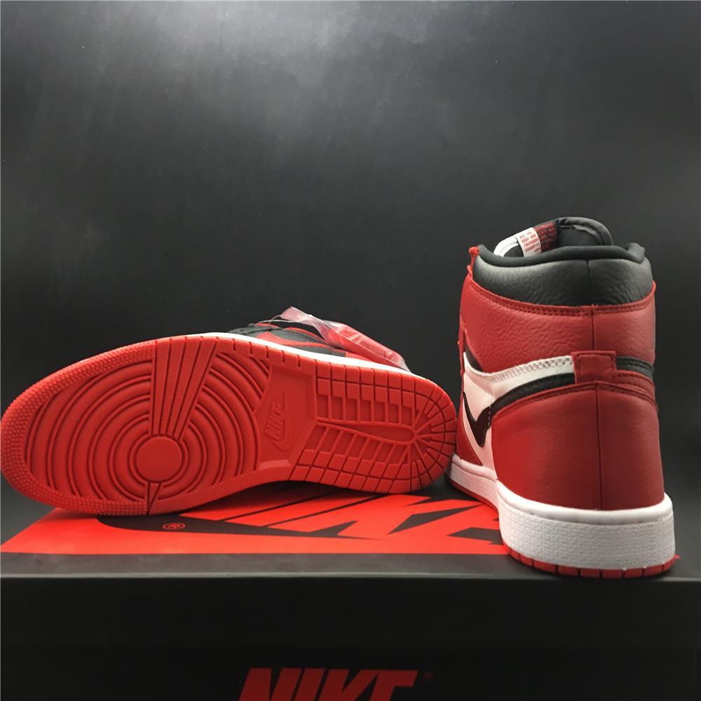 9fb89142-Jordan1RetroHighHomageToHome_Non-numbered_3_daa915c5-c811-45fb-9265-4a3407699e9b.jpg