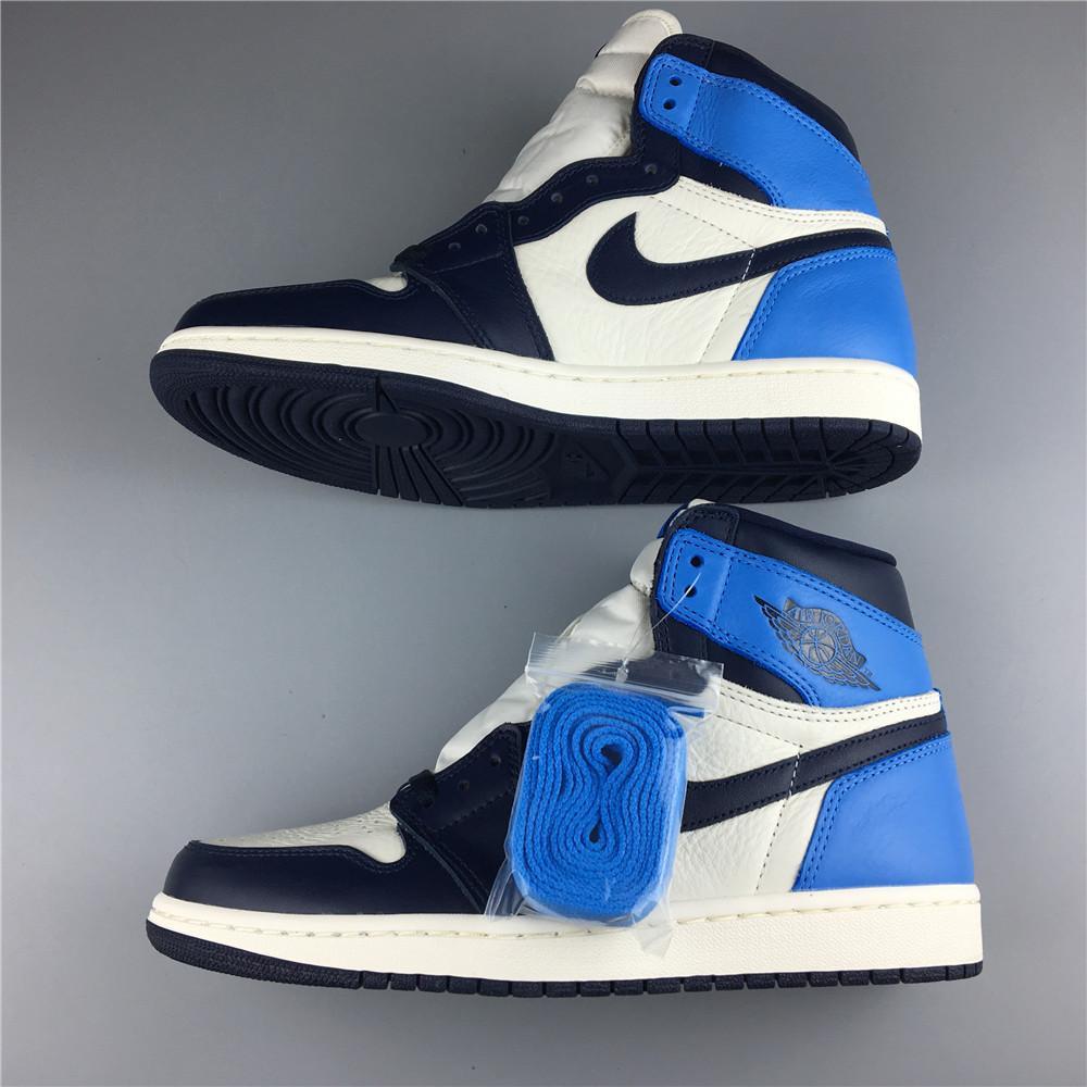 a1636673-Jordan1RetroHighObsidianUNC_5_7eaccbeb-7669-4ca6-b555-341a408de11a.jpg
