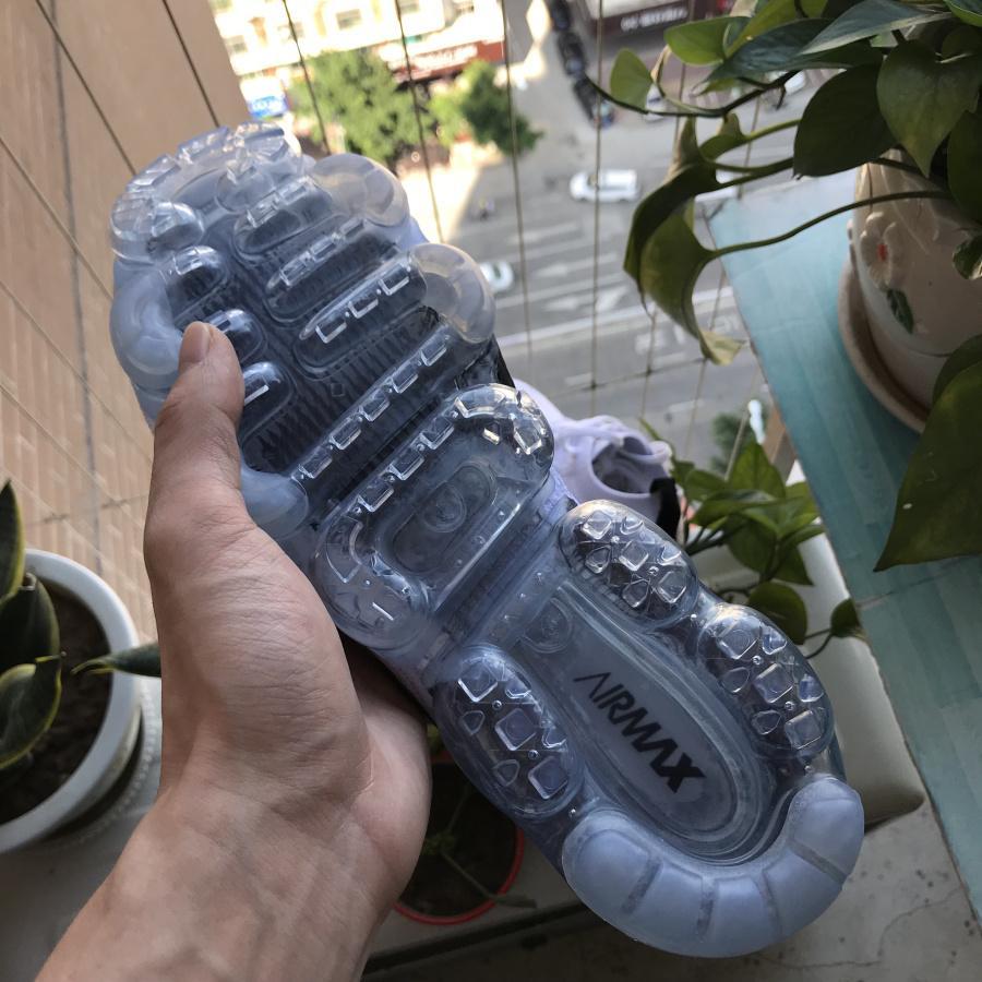 a73befc8-NikeAirVaporMax2WhiteBlack_6_14e1f71d-add9-4008-a6c4-3202c05a04cb-1.jpg