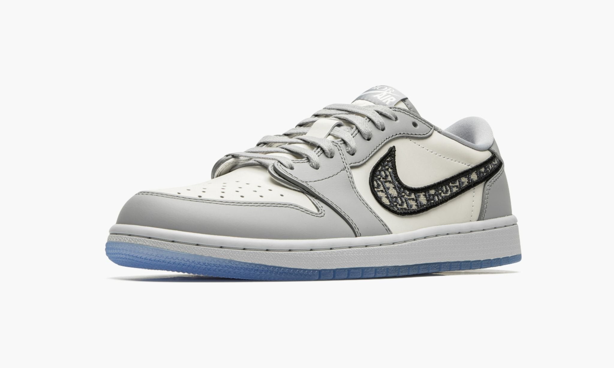air-jordan-1-low-_26_238220dior_26_238221-5786-6f43g.jpg