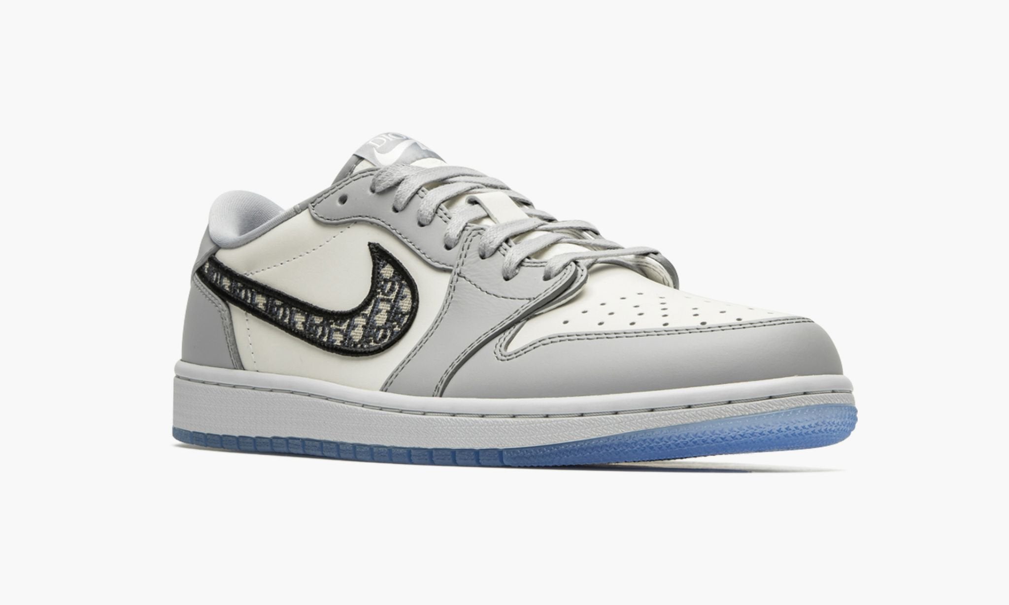 air-jordan-1-low-_26_238220dior_26_238221-6712-jic1x.jpg