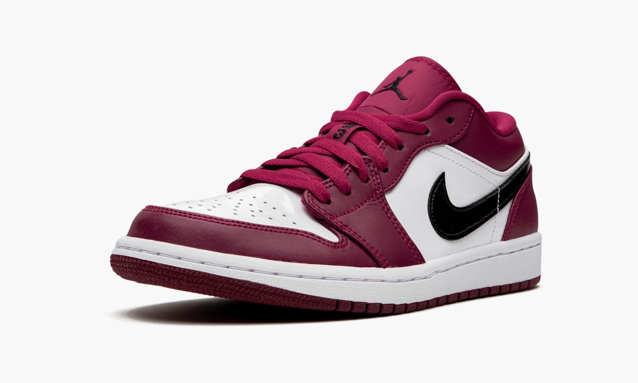 air-jordan-1-low-_26_238220noble-red_26_238221-4313-ztc5m.jpg