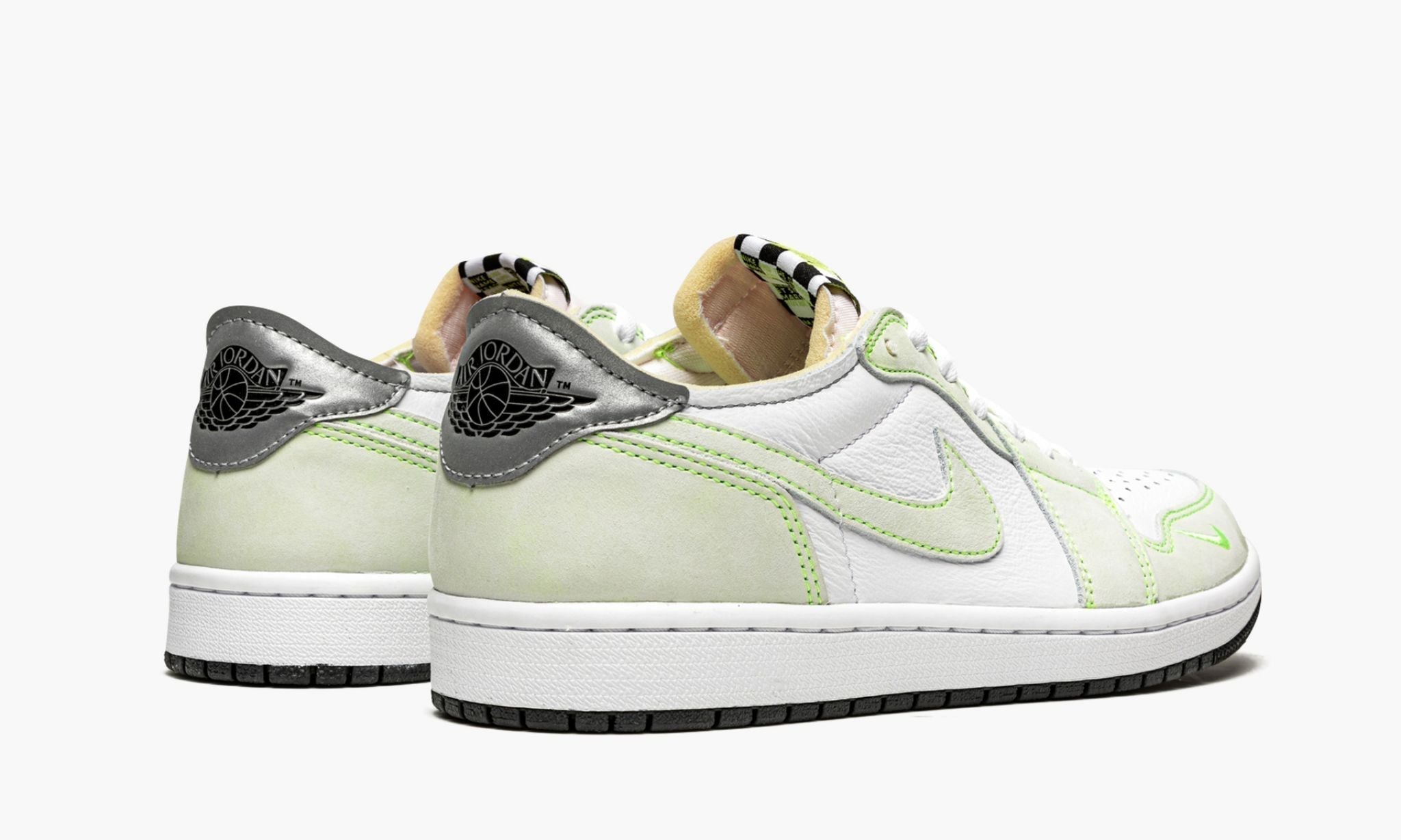 air-jordan-1-low-og-_26_238220ghost-green_26_238221-8230-u3qox.jpg