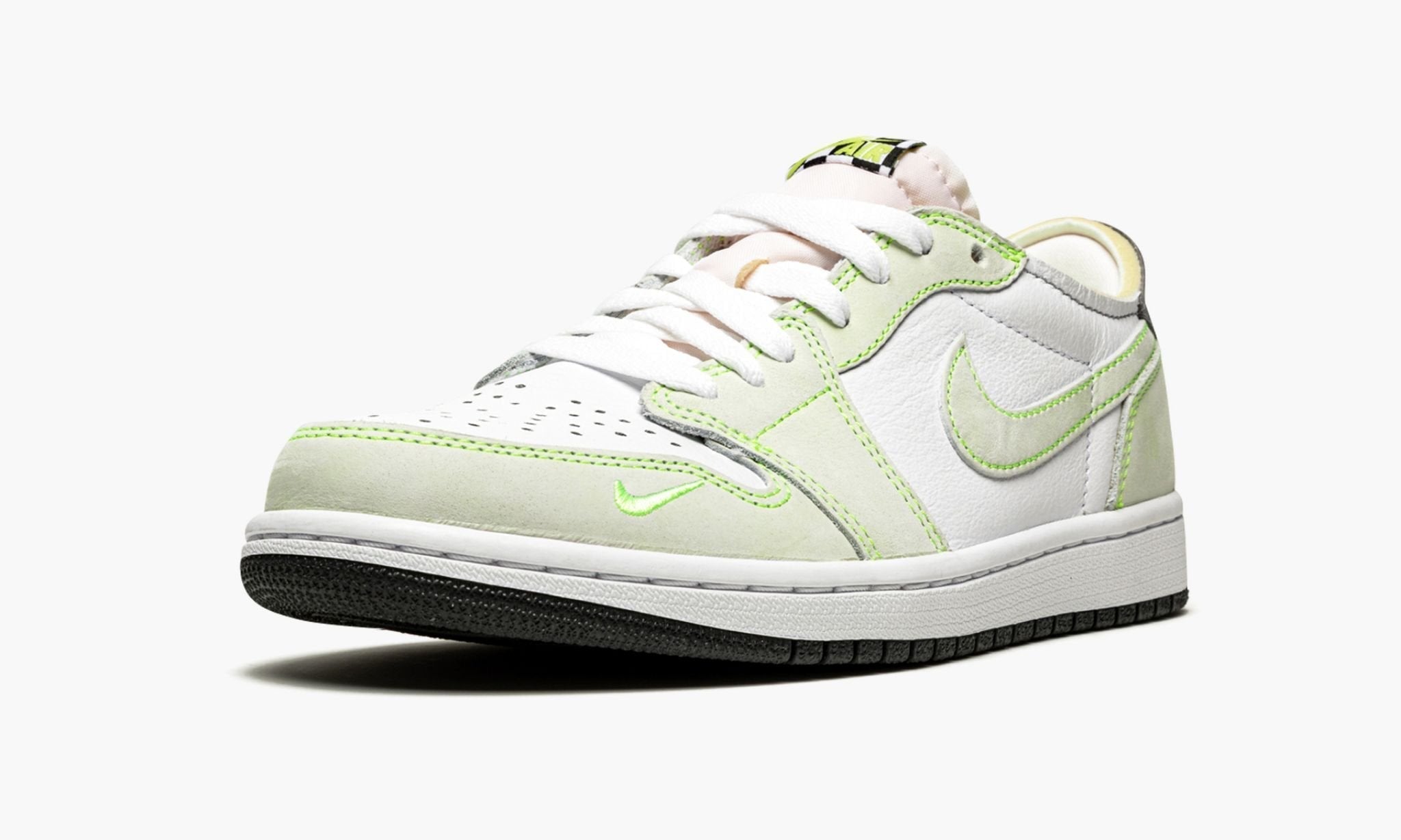air-jordan-1-low-og-_26_238220ghost-green_26_238221-8867-bz7qa.jpg