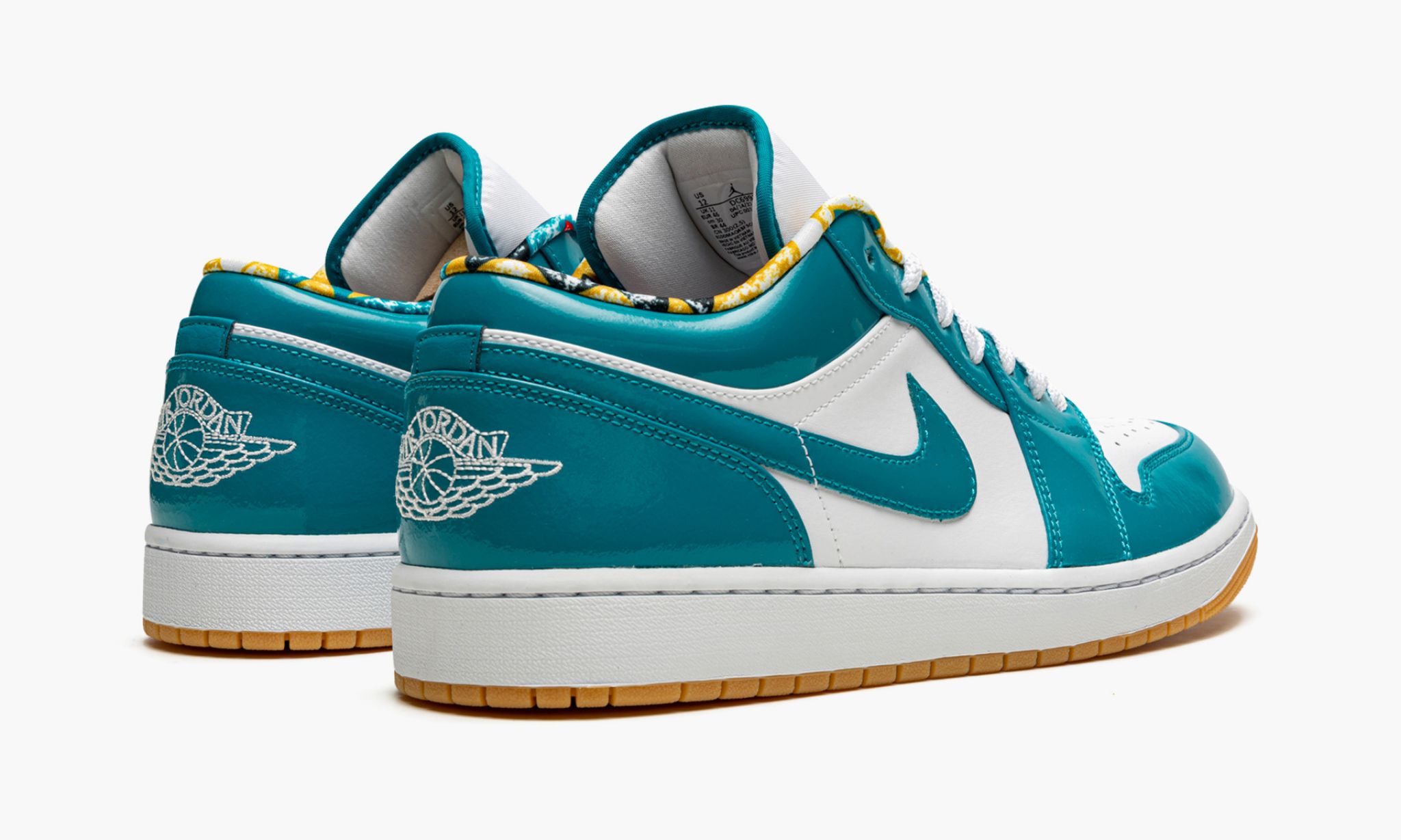 air-jordan-1-low-se-_26_238220barcelona_26_238221-8180-67l2n.jpg