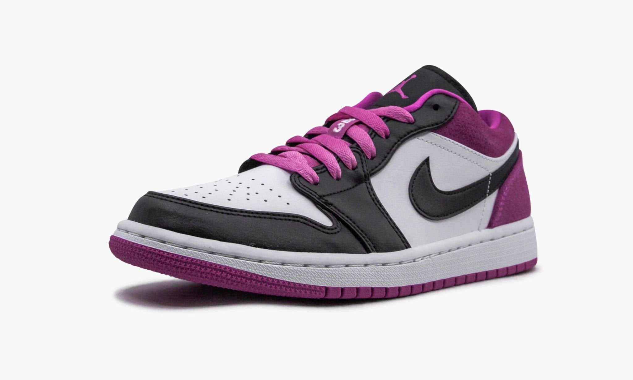 air-jordan-1-low-se-_26_238220fuchsia_26_238221-4935-zrmy1.jpg