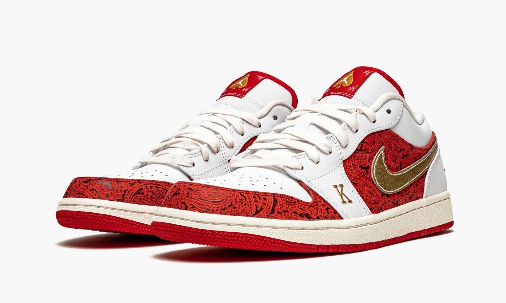 air-jordan-1-low-se-_26_238220spades_26_238221-1501-c86ti.jpg