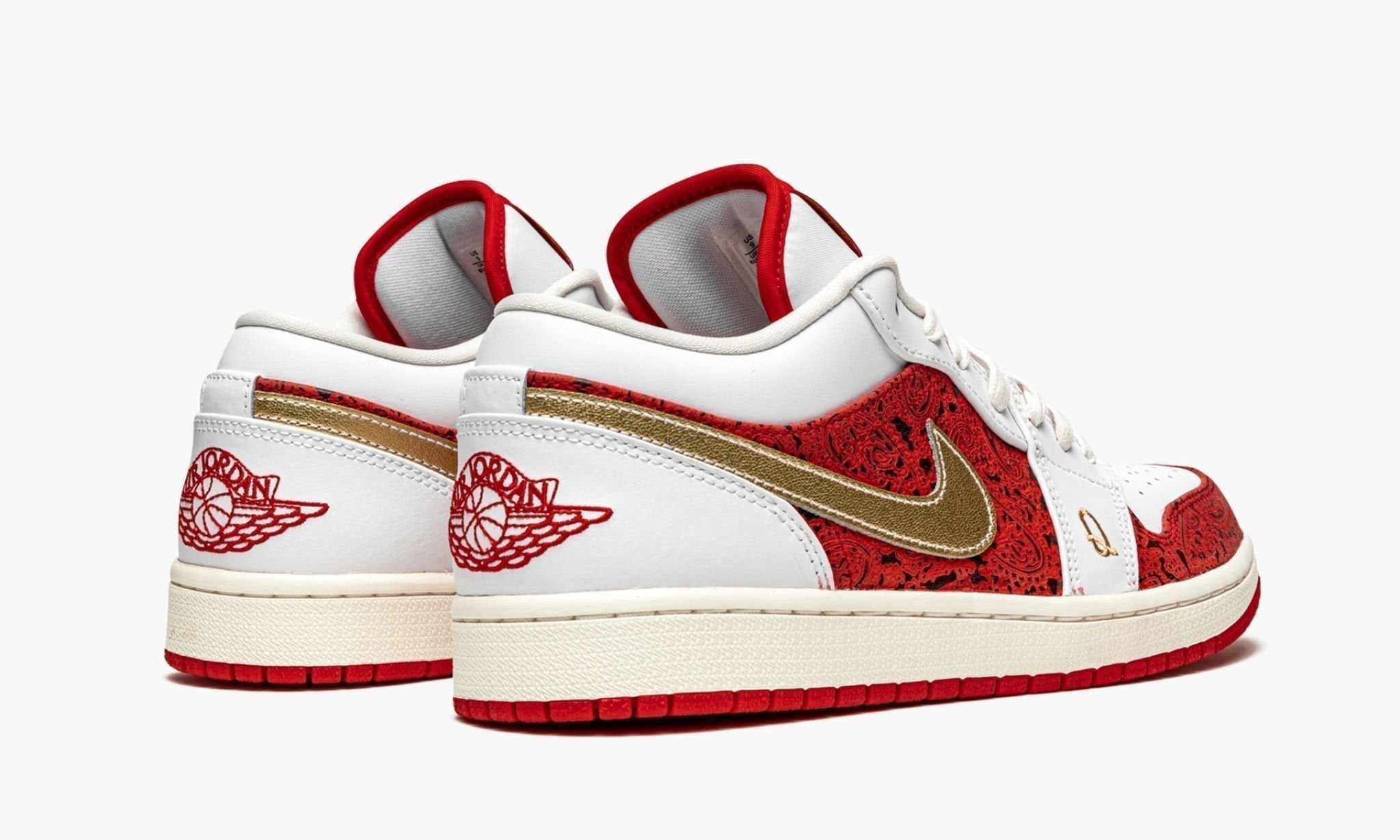air-jordan-1-low-se-_26_238220spades_26_238221-3899-t4lre.jpg
