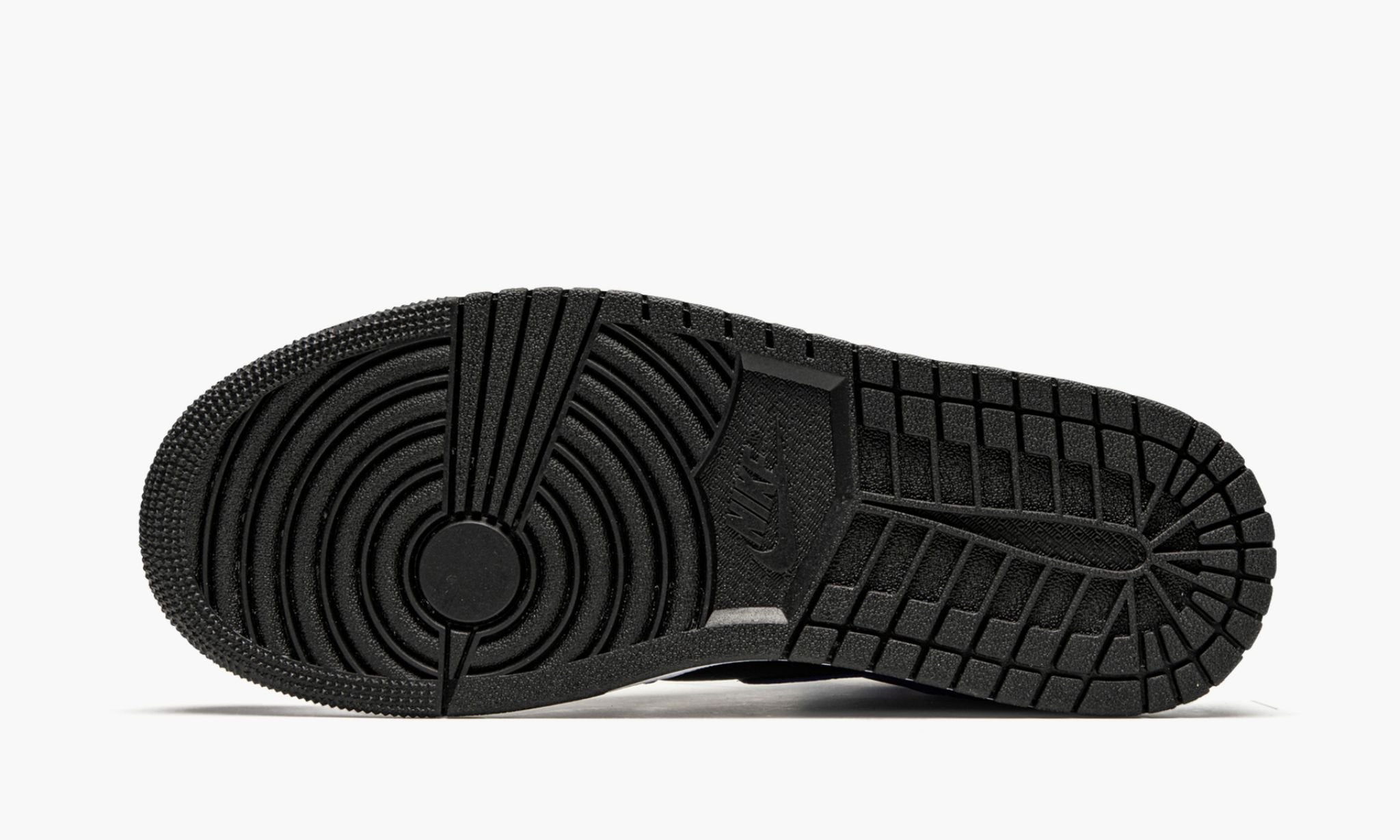 air-jordan-1-mid-_26_238220hyper-royal_26_238221-9786-qbznq.jpg