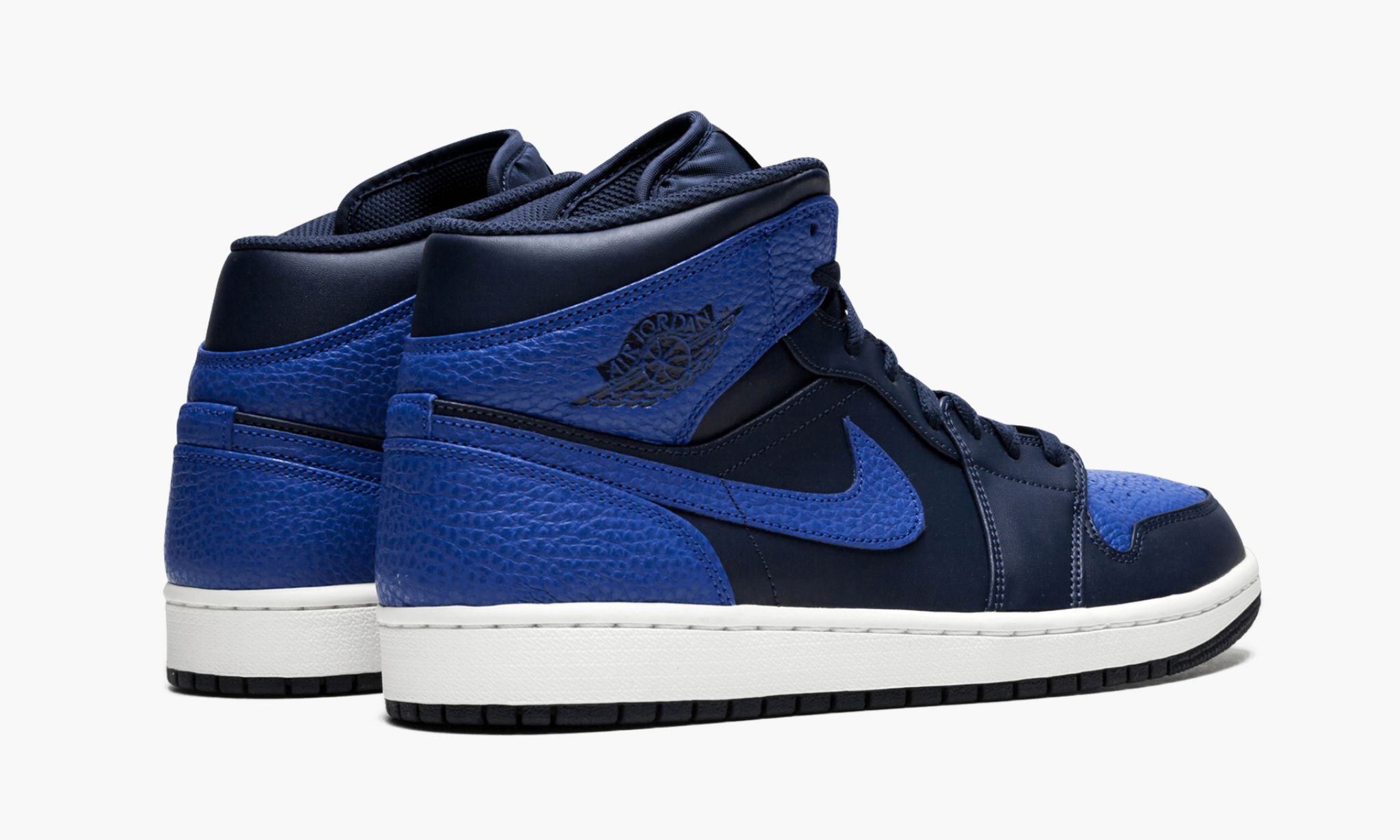 air-jordan-1-mid-_26_238220obsidian-royal_26_238221-3395-mjv7b.jpg