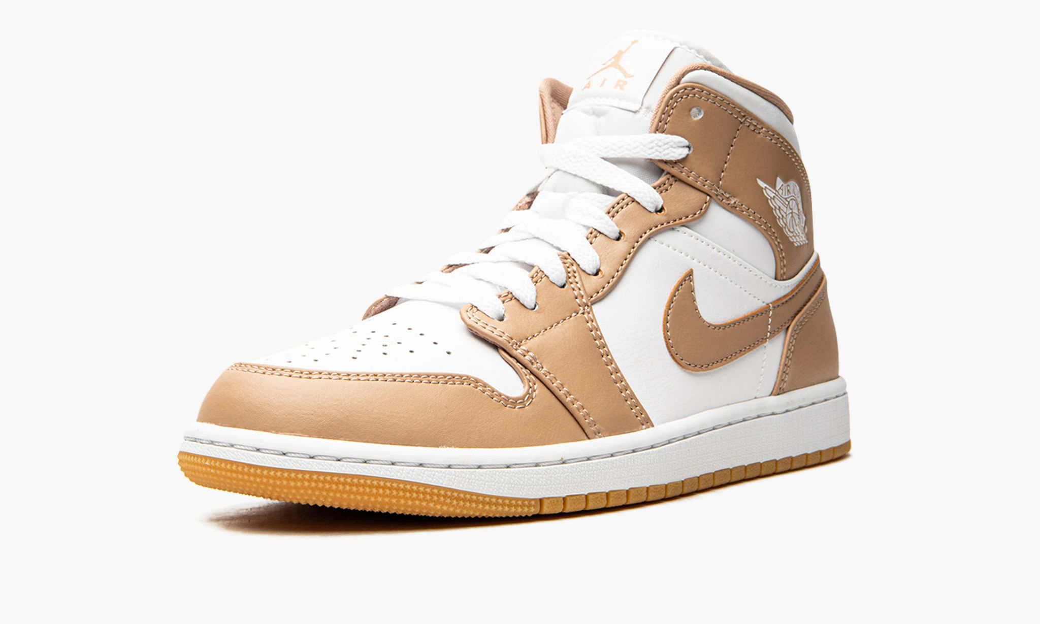 air-jordan-1-mid-_26_238220tan-gum_26_238221-1074-7ug2p.jpg