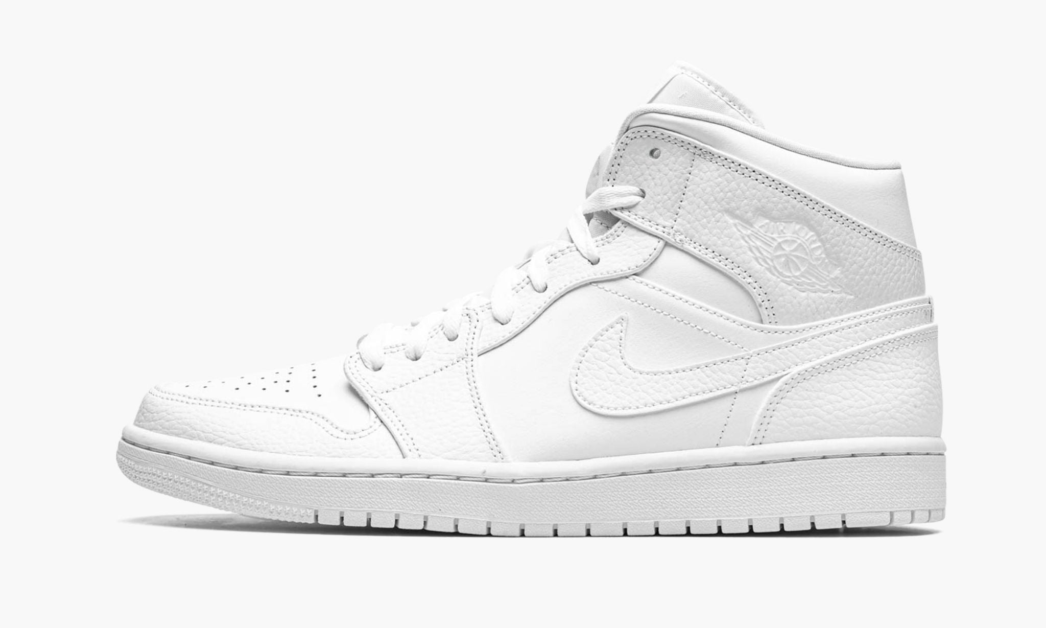 air-jordan-1-mid-_26_238220triple-white_26_238221-5400-djzgv.jpg